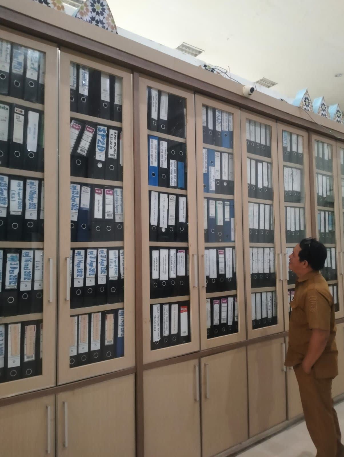 Belajar dari Lemari Arsip Tentang Pekerjaan, Kehidupan, dan Cinta