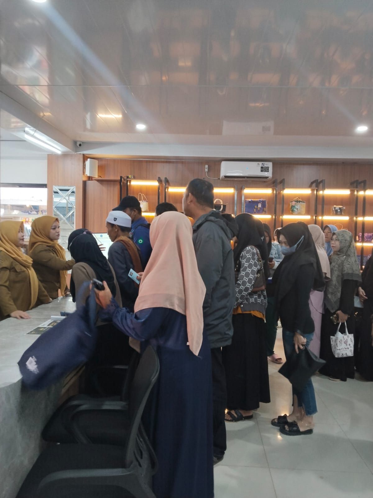APA KAH ITU tugas RECEPSIONIS di MPP  ?