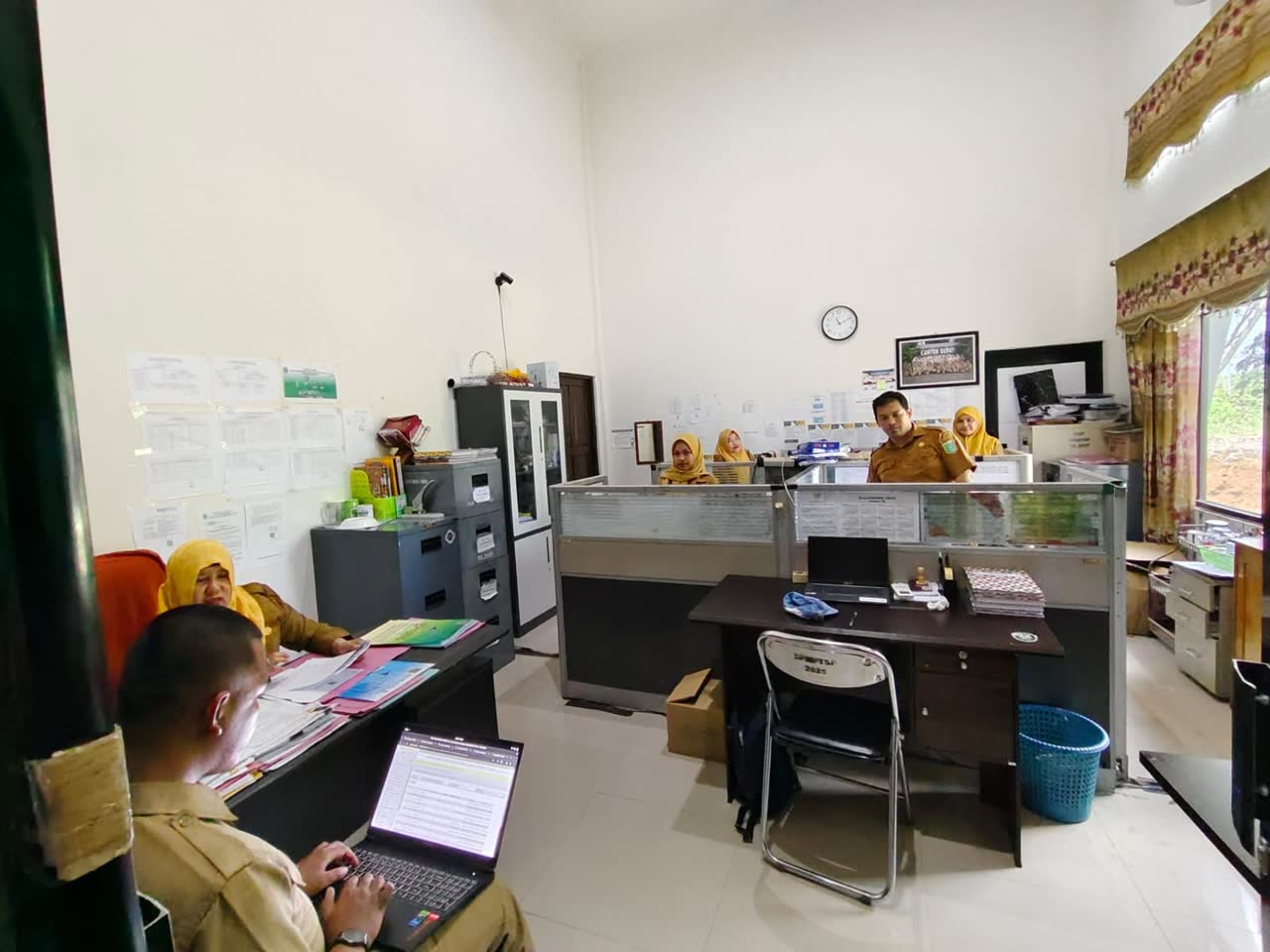 Di Balik Layar Kemudahan Berusaha: Mengintip 'Dapur' UMPEG DPMPTSP Tanah Bumbu